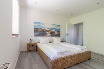 Sanierte 2-Zi. Ferienwohnung auf Rügen (in Polchow bei Glowe) - Beispiel Schlafzimmer