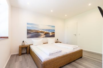 wunderschöne sanierte Ferienwohnung auf Rügen in Glowe - Beispiel Schlafzimmer